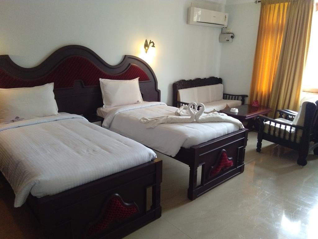Indraprastha Beach Resort バルカラ エクステリア 写真