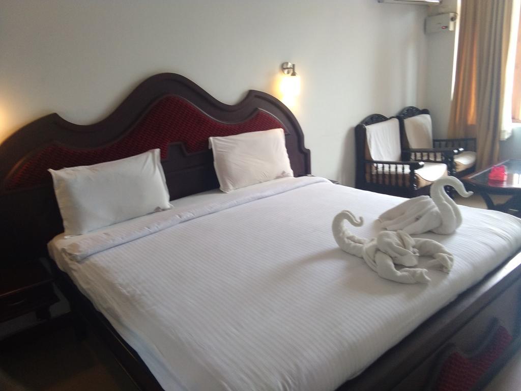 Indraprastha Beach Resort バルカラ エクステリア 写真